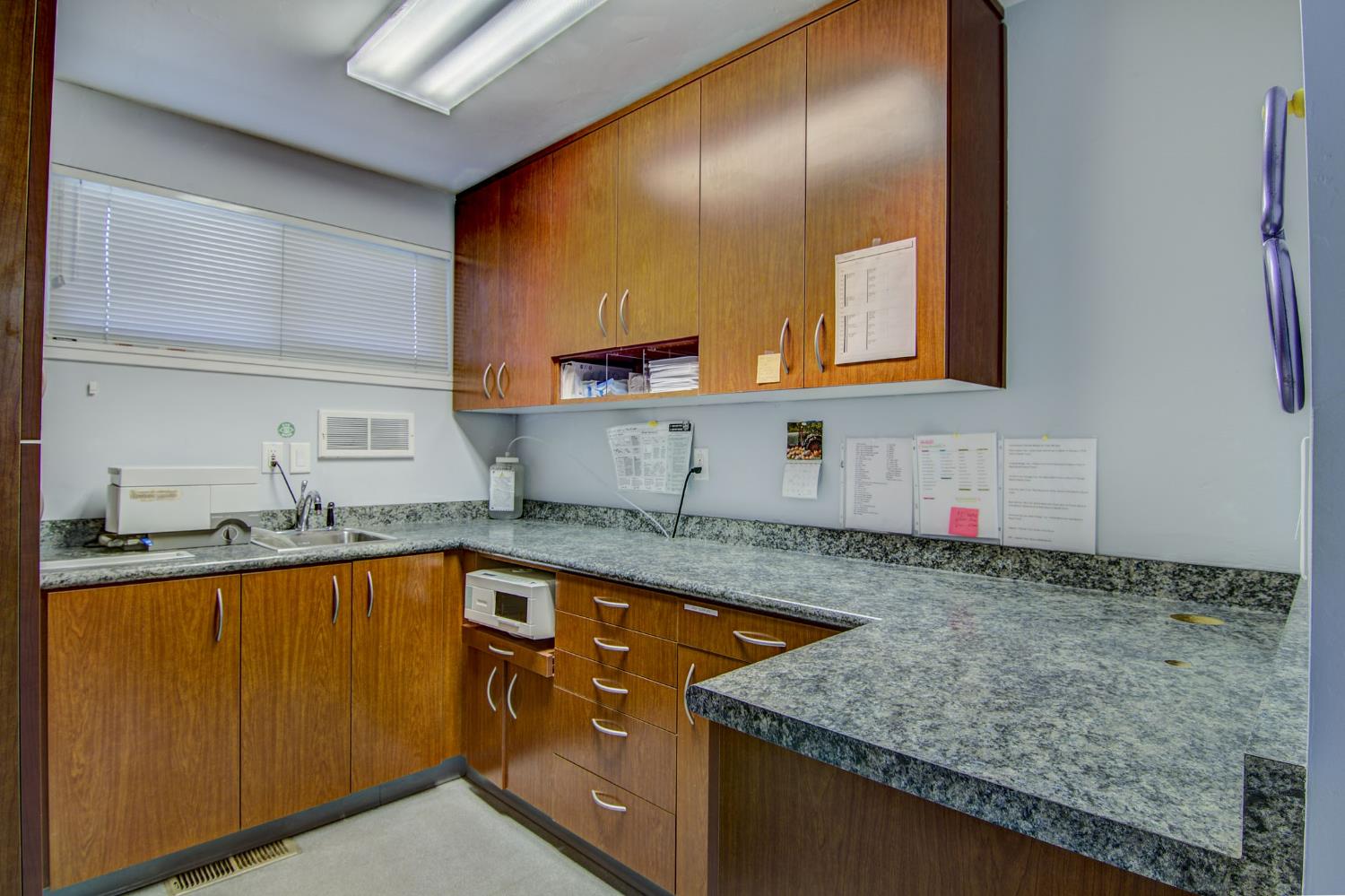 Detail Gallery Image 14 of 25 For 148 Catherine Ln, Grass Valley,  CA 95945 - – Beds | – Baths