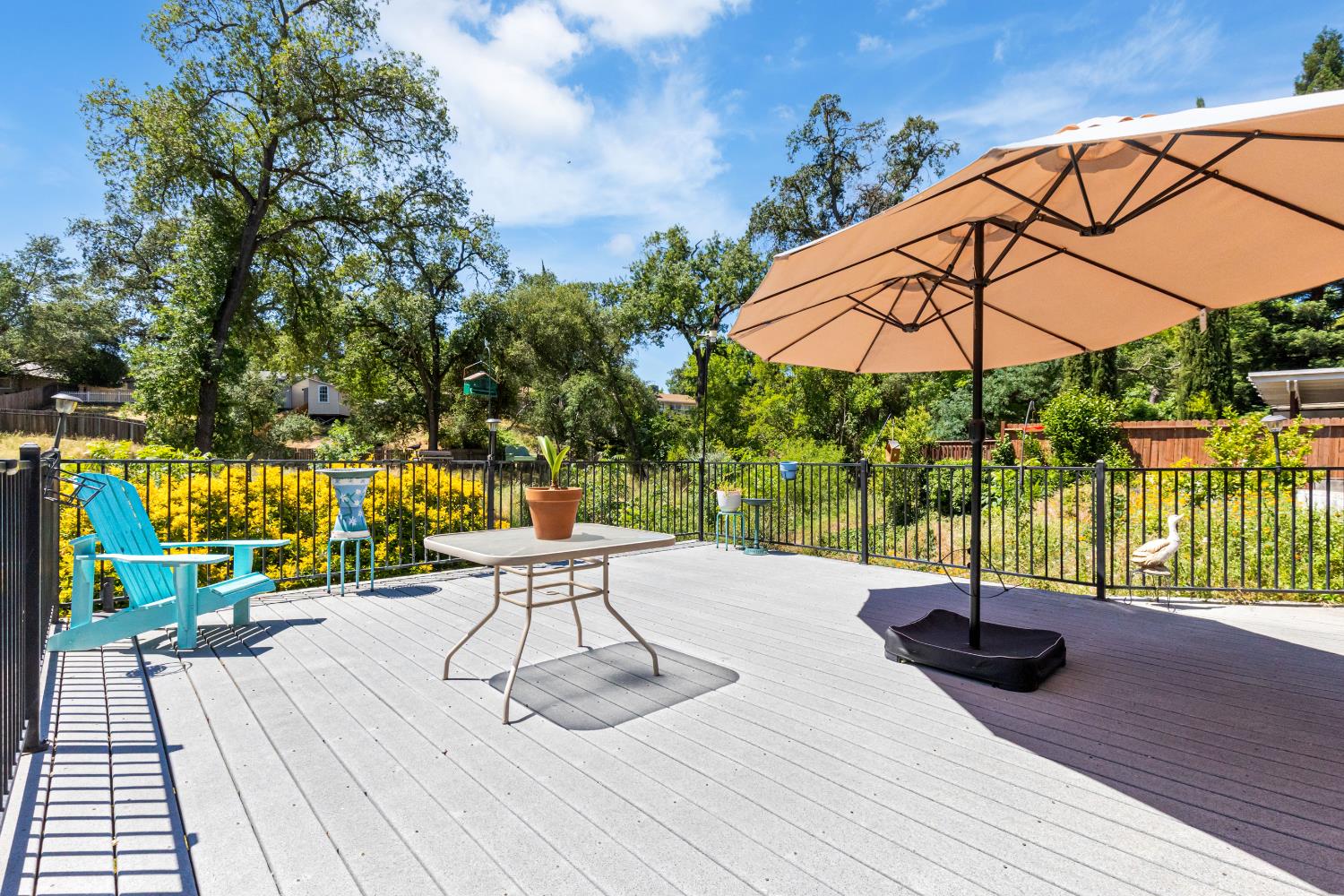 Detail Gallery Image 17 of 17 For 6527 Mel Ct, Citrus Heights,  CA 95610 - 3 Beds | 2 Baths