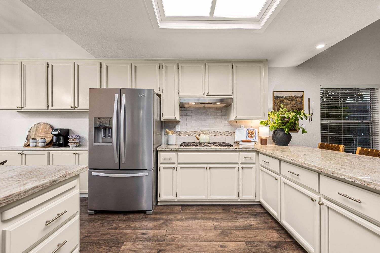 Detail Gallery Image 14 of 38 For 1470 Aberdeen Cir, Granite Bay,  CA 95746 - 4 Beds | 2 Baths
