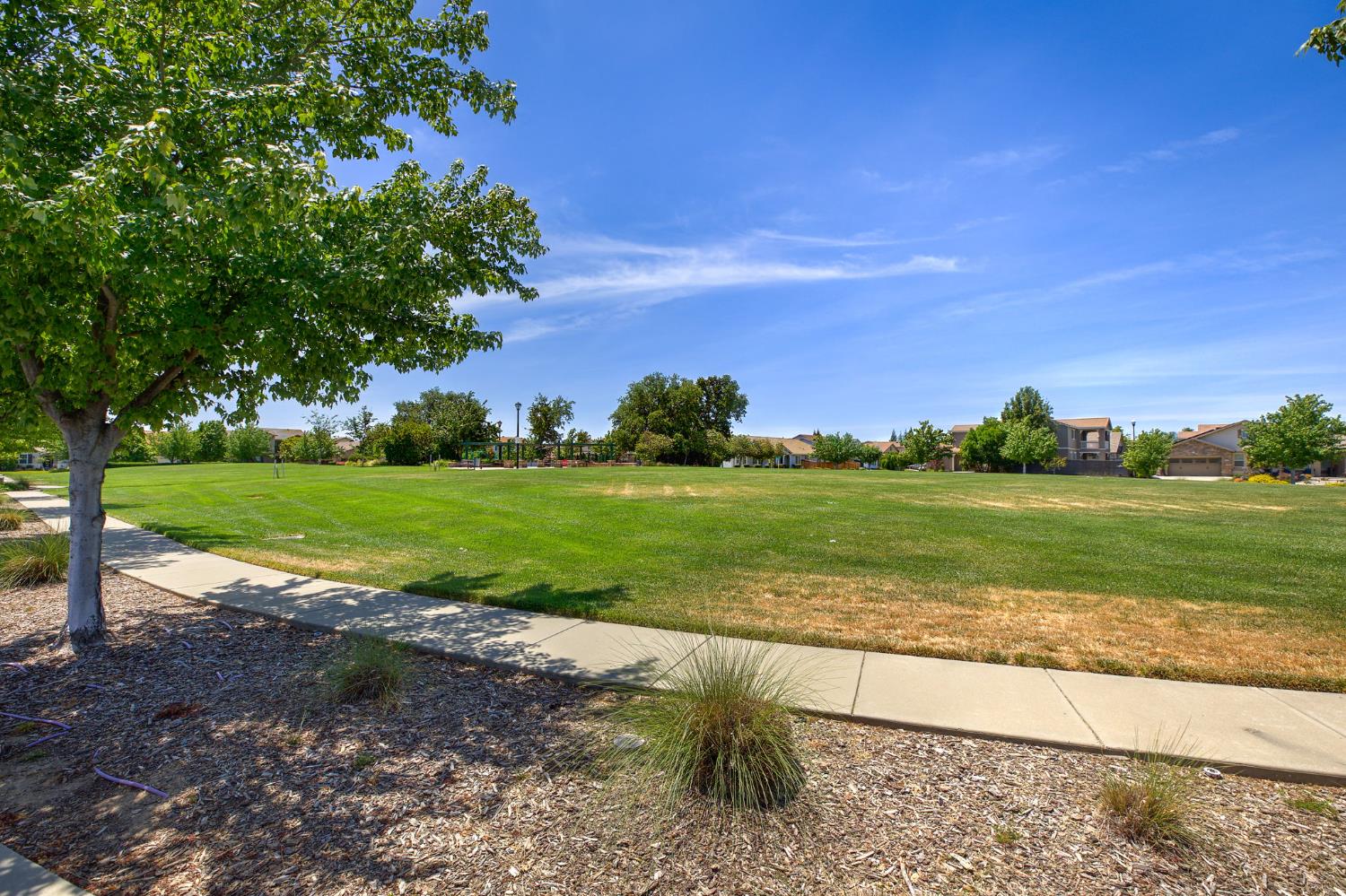 Detail Gallery Image 43 of 43 For 2229 Eastwood Dr, Roseville,  CA 95747 - 4 Beds | 3 Baths