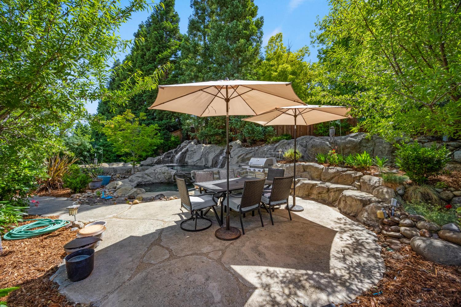 Detail Gallery Image 17 of 72 For 6733 Cherry Ridge Cir, Roseville,  CA 95678 - 4 Beds | 3 Baths