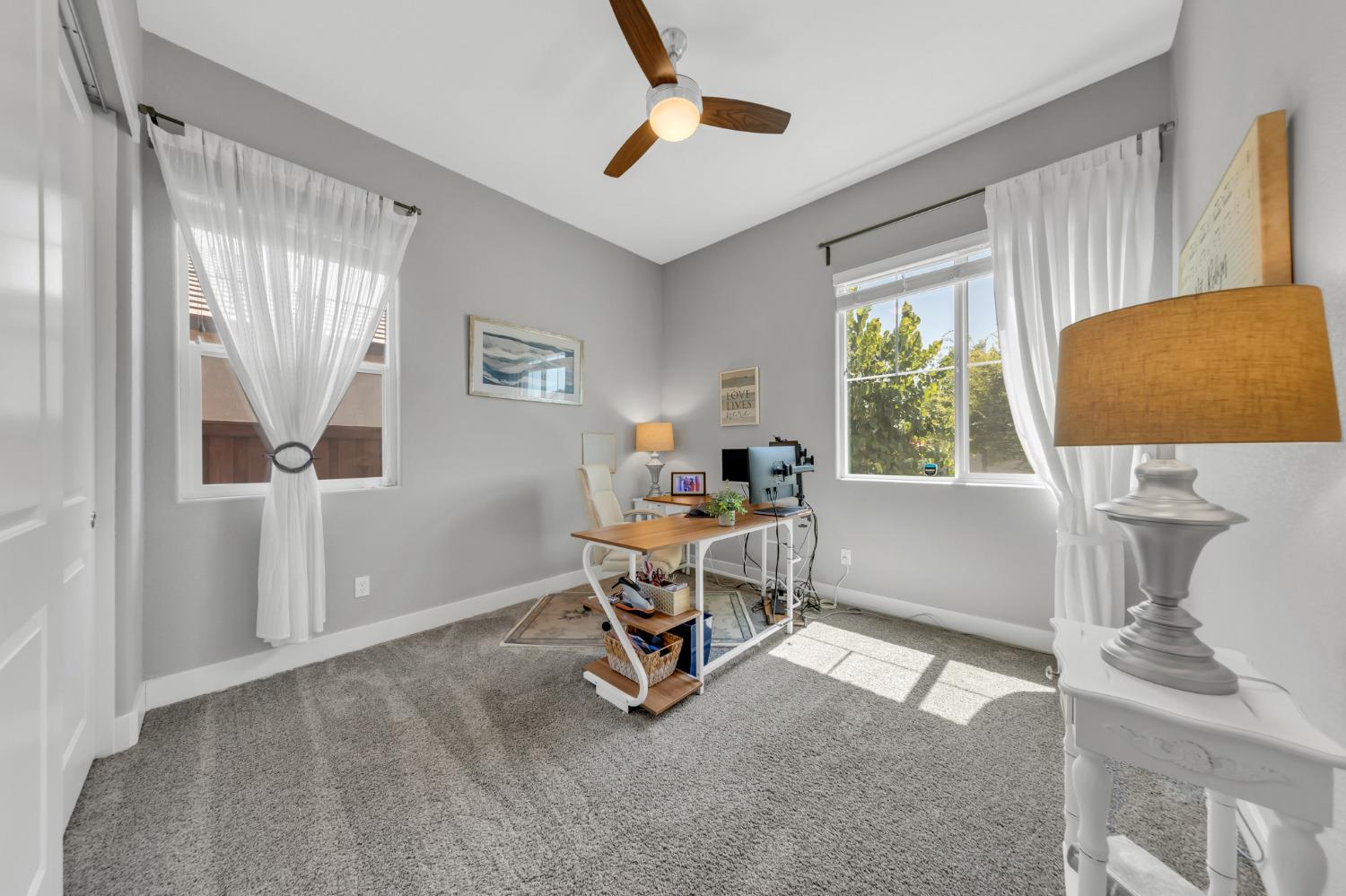 Detail Gallery Image 9 of 48 For 368 Olivadi Way, Sacramento,  CA 95834 - 3 Beds | 2/1 Baths