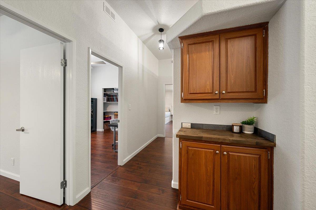Detail Gallery Image 27 of 70 For 9131 Country Rd, Georgetown,  CA 95634 - 3 Beds | 2 Baths