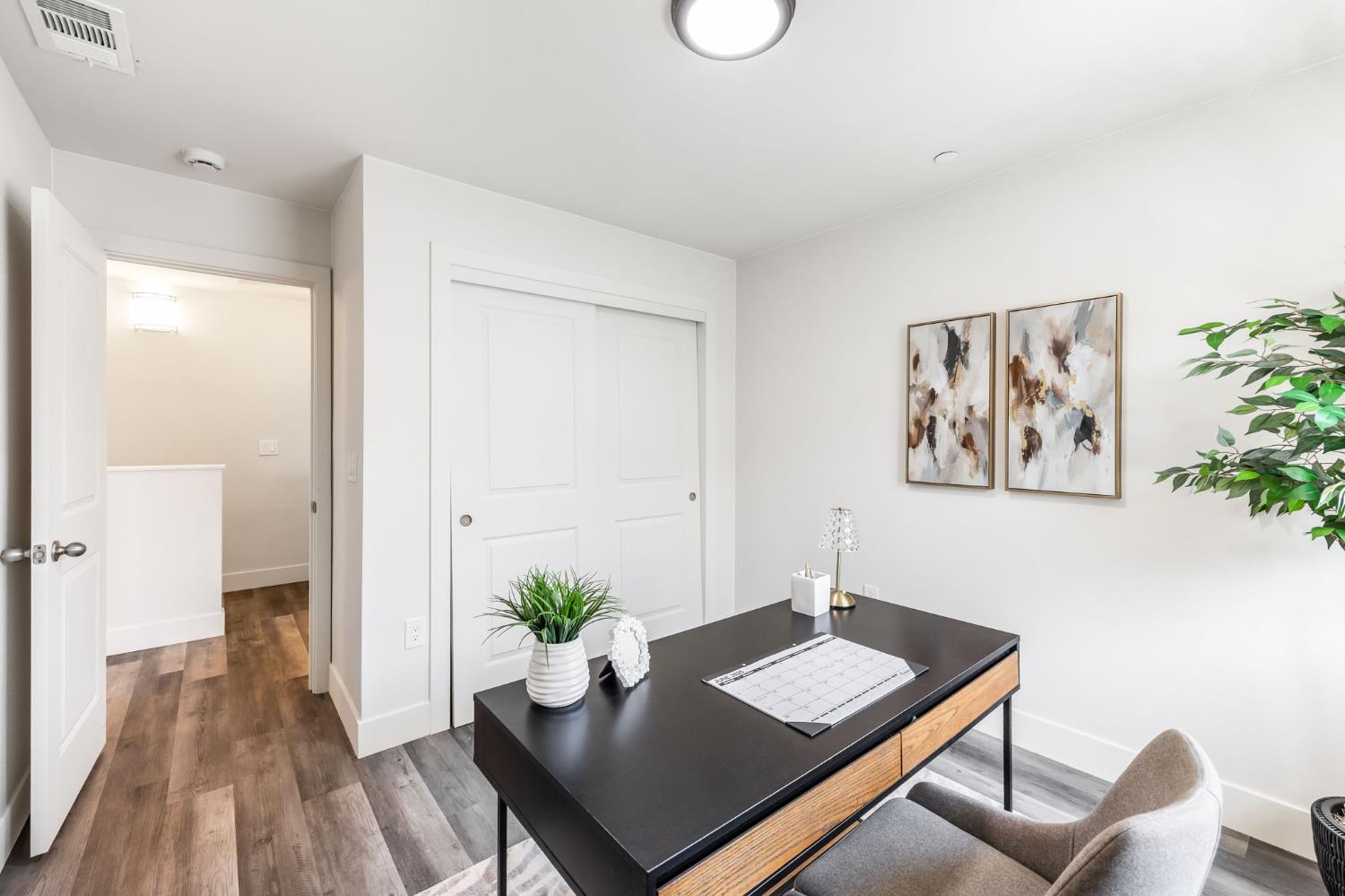 Detail Gallery Image 20 of 81 For 2409 Cava Ct, Sacramento,  CA 95825 - – Beds | – Baths