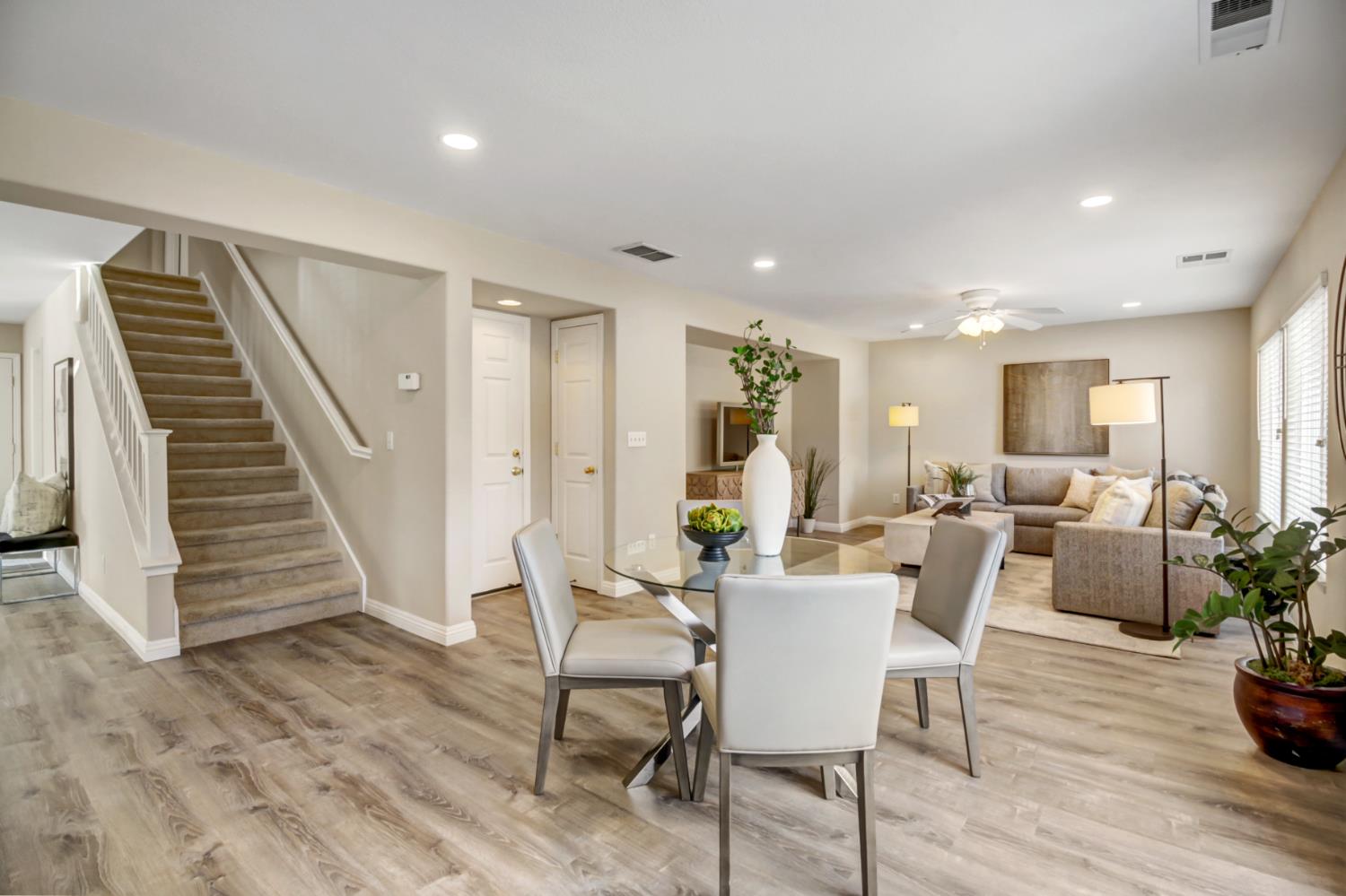 Detail Gallery Image 12 of 44 For 205 Dover Ct, Lincoln,  CA 95648 - 4 Beds | 2/1 Baths