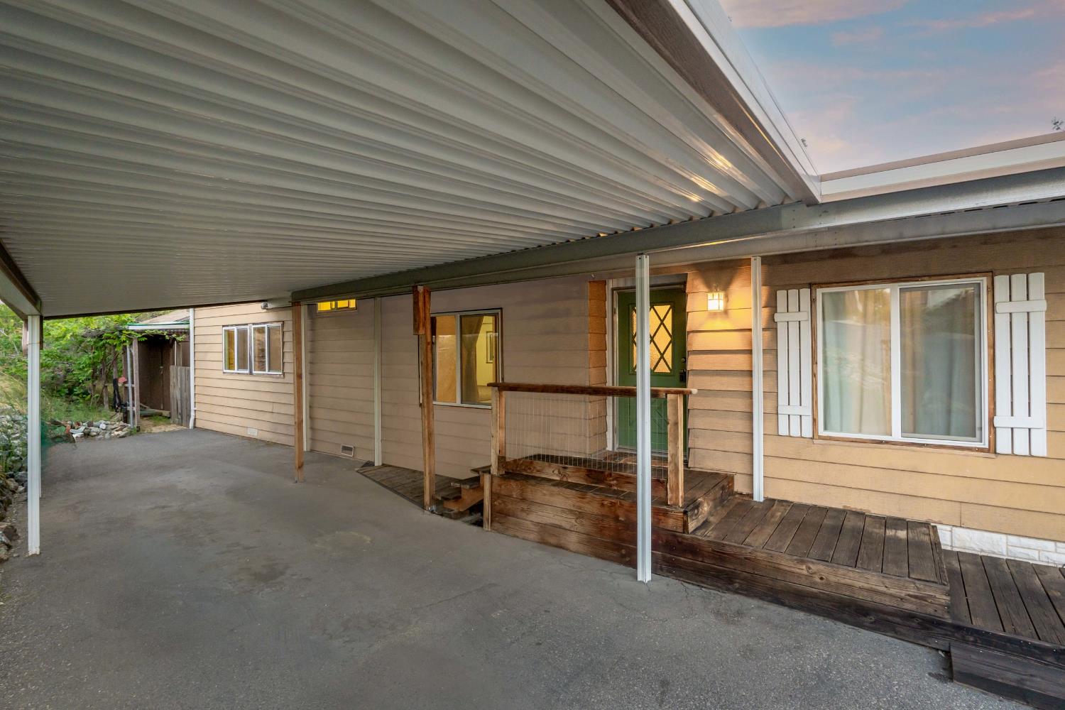 Detail Gallery Image 10 of 51 For 1567 Mulberry Dr, Grass Valley,  CA 95945 - 2 Beds | 2 Baths