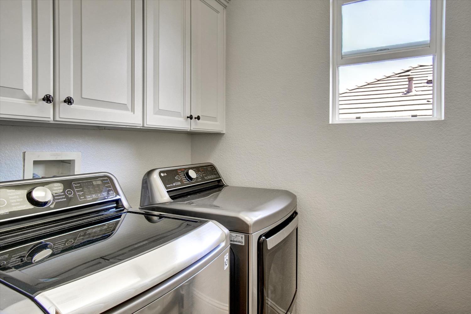 Langholm Way, Folsom, California image 42