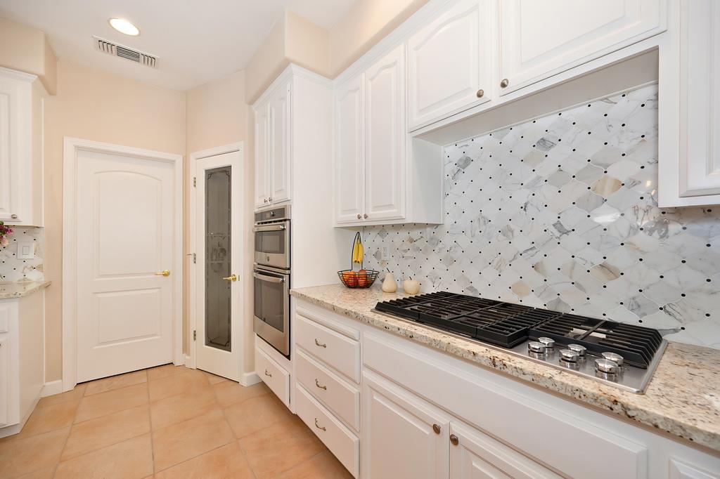 Detail Gallery Image 16 of 46 For 4301 Flying C Rd, Shingle Springs,  CA 95682 - 4 Beds | 2 Baths