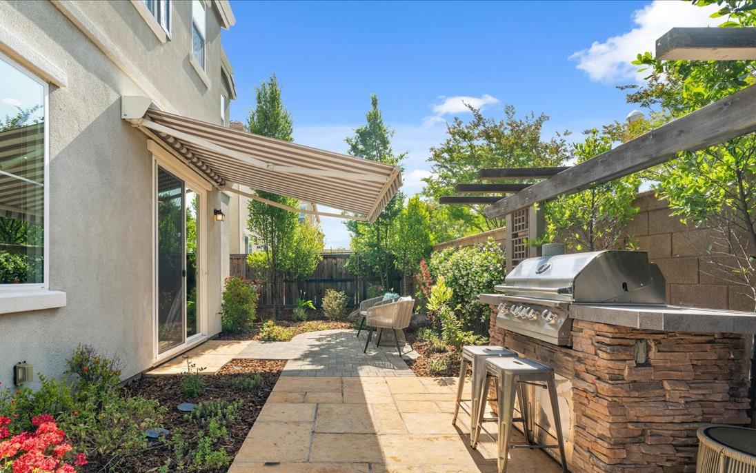 Detail Gallery Image 48 of 54 For 1032 Oakbriar Cir, Roseville,  CA 95747 - 4 Beds | 3 Baths