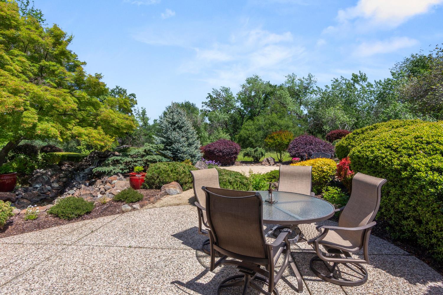 Detail Gallery Image 38 of 55 For 1736 Stone House Ln, Lincoln,  CA 95648 - 2 Beds | 2 Baths