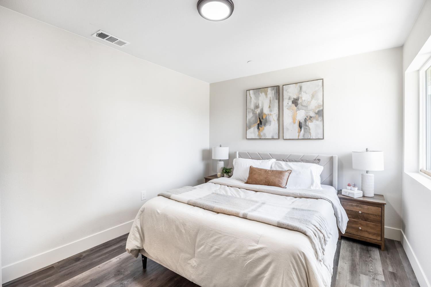 Detail Gallery Image 22 of 81 For 2409 Cava Ct, Sacramento,  CA 95825 - – Beds | – Baths