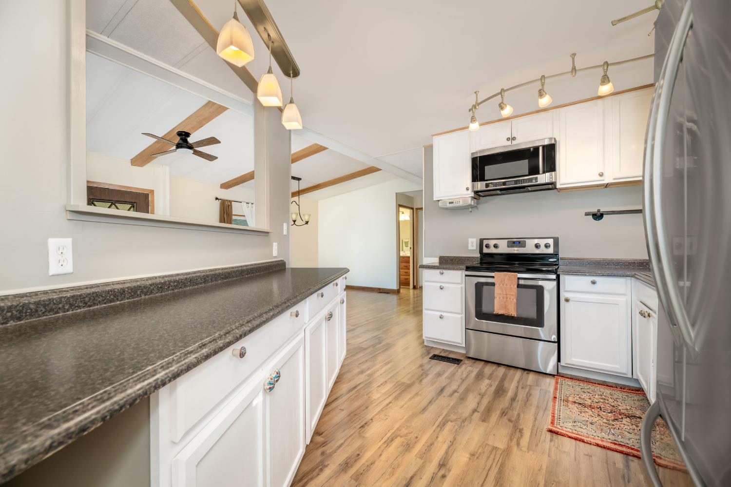 Detail Gallery Image 21 of 51 For 1567 Mulberry Dr, Grass Valley,  CA 95945 - 2 Beds | 2 Baths
