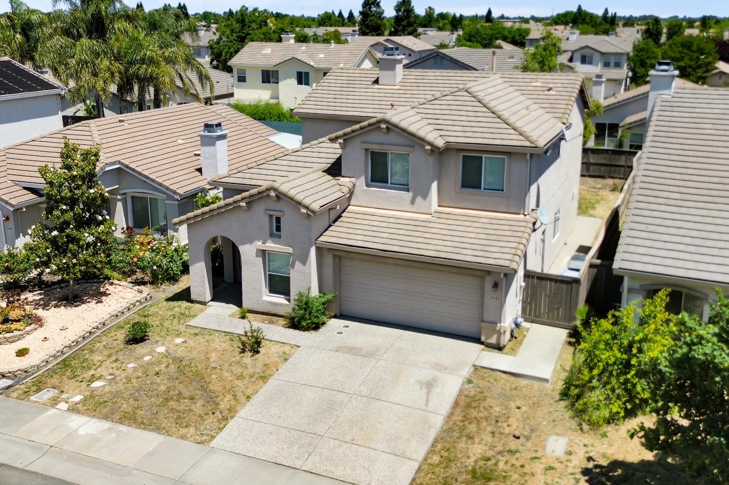 Detail Gallery Image 32 of 39 For 5342 Alvoca Way, Sacramento,  CA 95835 - 5 Beds | 3 Baths