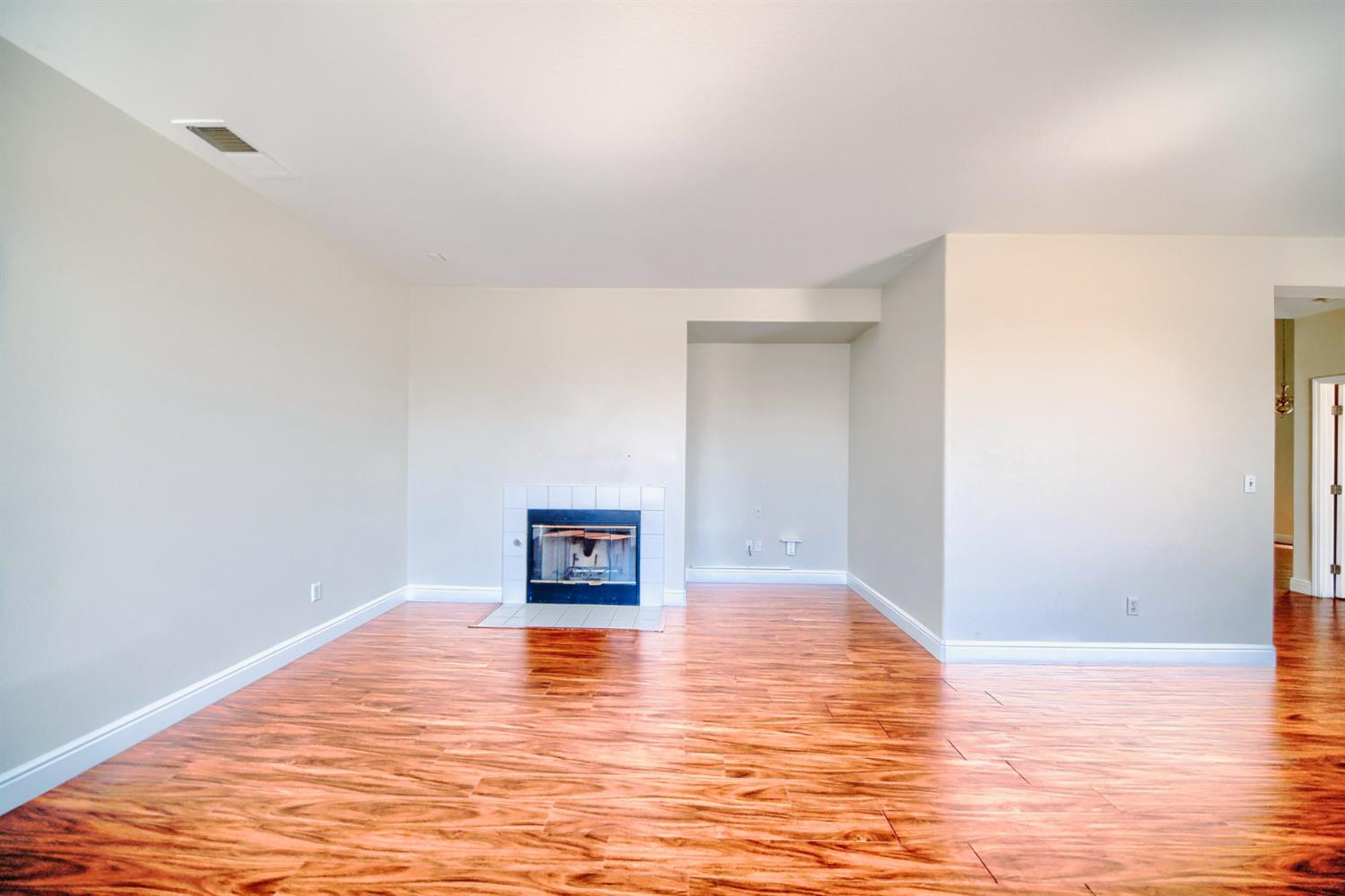 Detail Gallery Image 23 of 78 For 458 Burlington Dr, Tracy,  CA 95376 - 3 Beds | 2/1 Baths