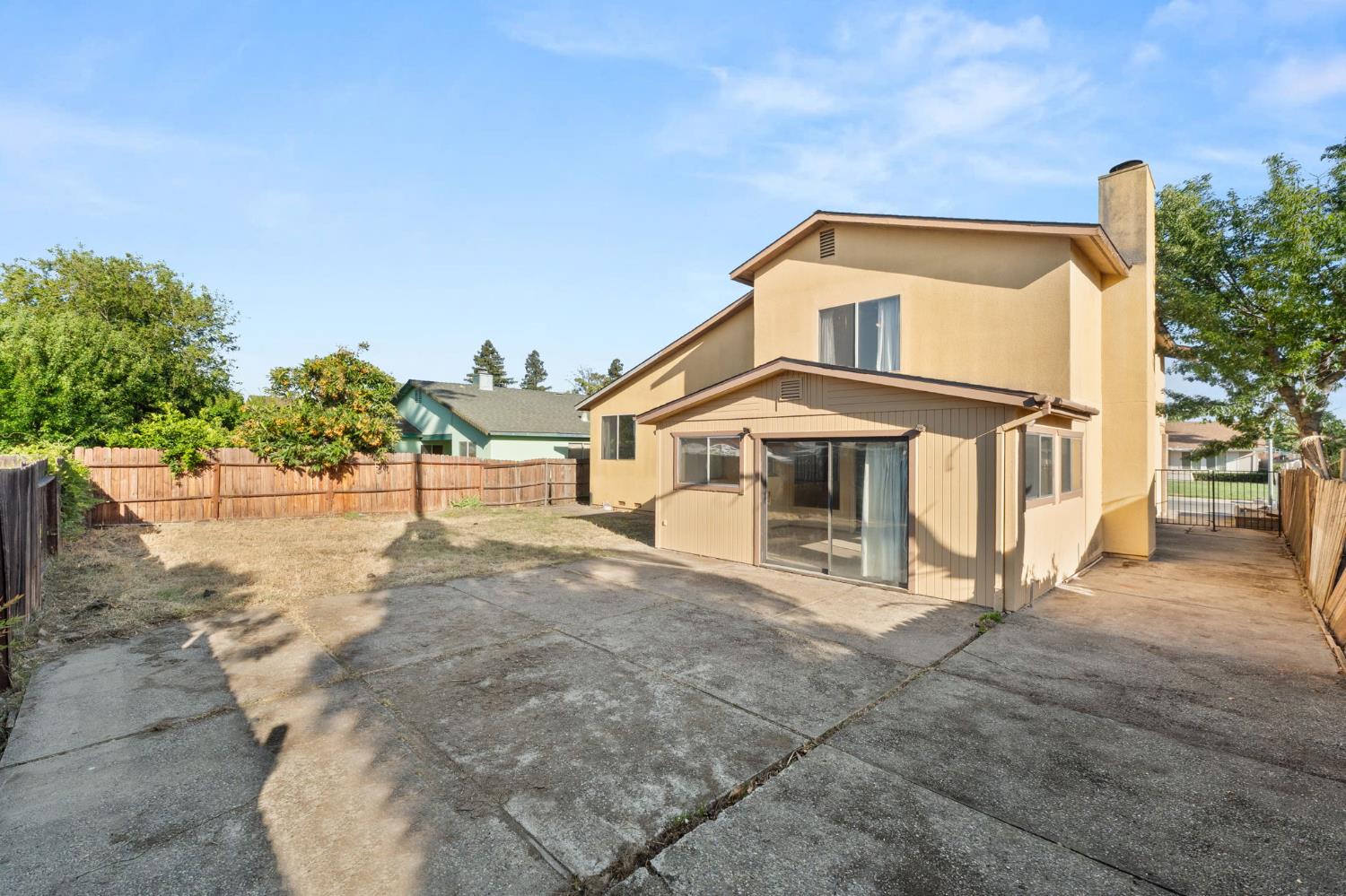 Detail Gallery Image 37 of 40 For 4195 Amapola Way, Sacramento,  CA 95823 - 4 Beds | 2/1 Baths