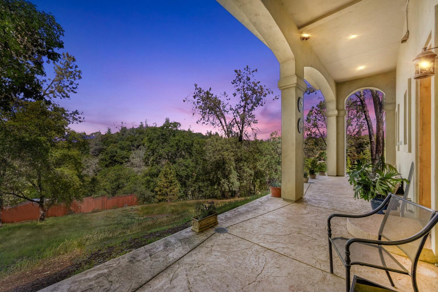 Detail Gallery Image 33 of 53 For 4026 Brinks Ln, Cool,  CA 95614 - 3 Beds | 4 Baths