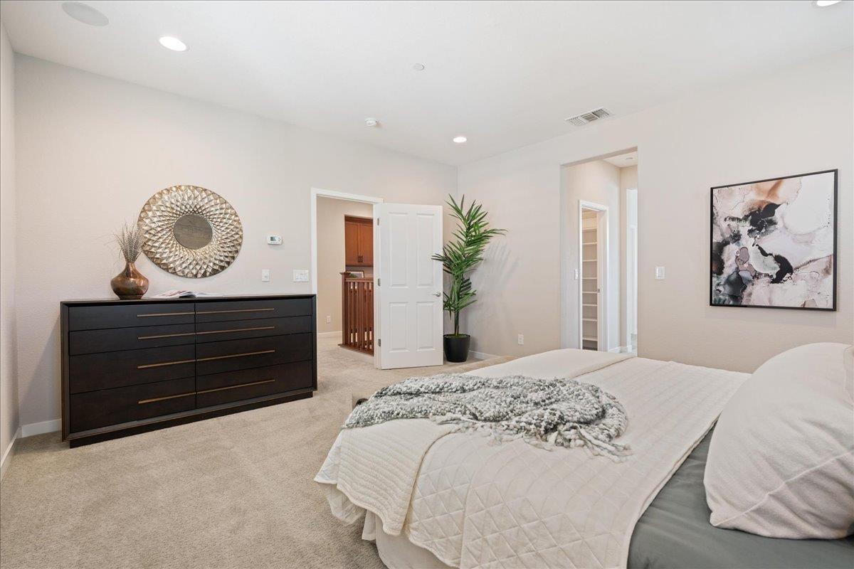 Detail Gallery Image 31 of 54 For 1032 Oakbriar Cir, Roseville,  CA 95747 - 4 Beds | 3 Baths