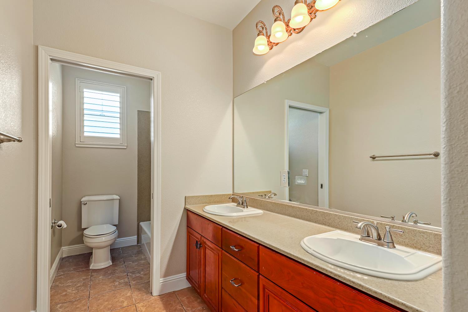 Detail Gallery Image 80 of 80 For 5806 Lagrande Way, Stockton,  CA 95219 - 4 Beds | 3 Baths