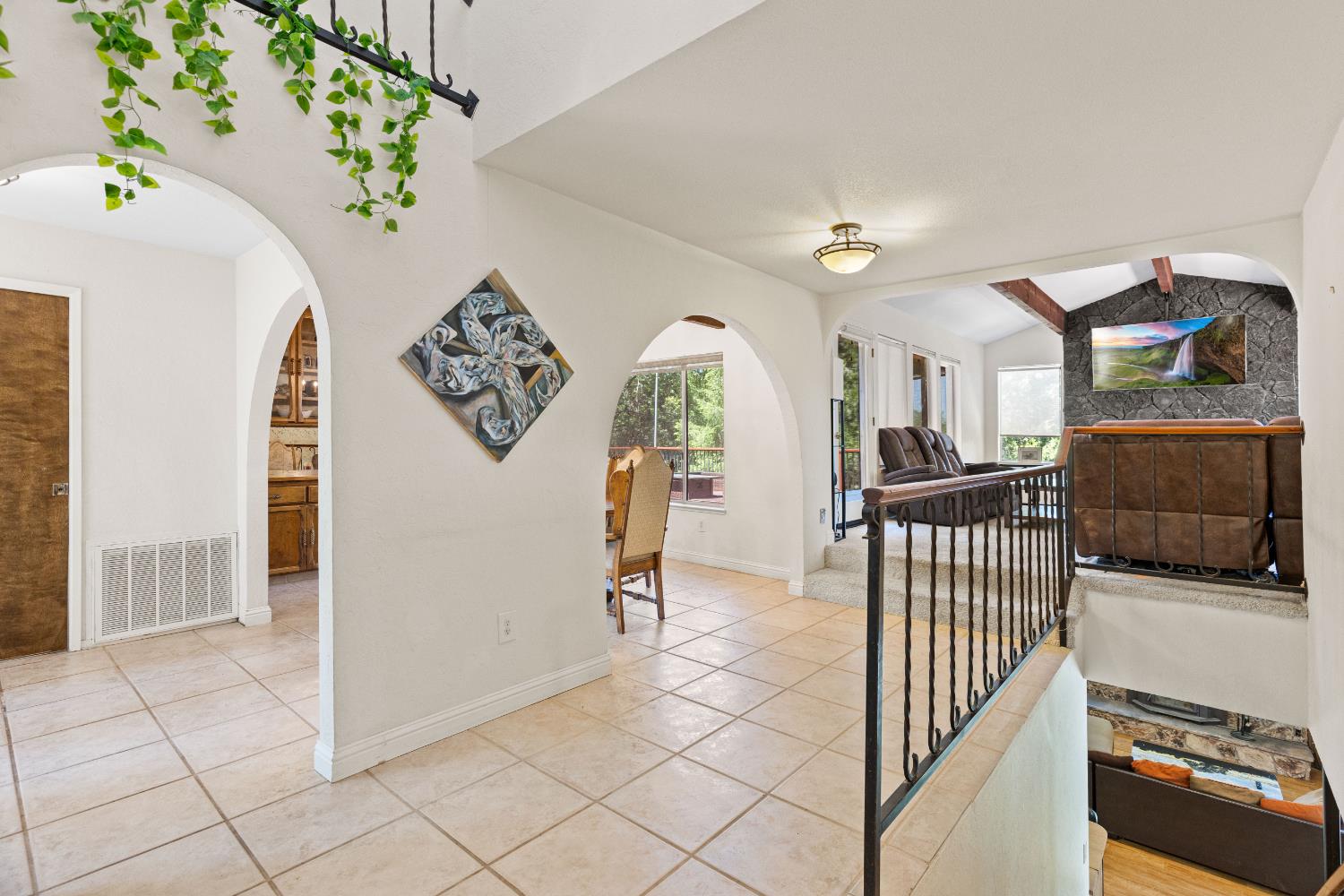 Detail Gallery Image 11 of 63 For 655 Secret Town Ln, Colfax,  CA 95713 - 4 Beds | 3 Baths