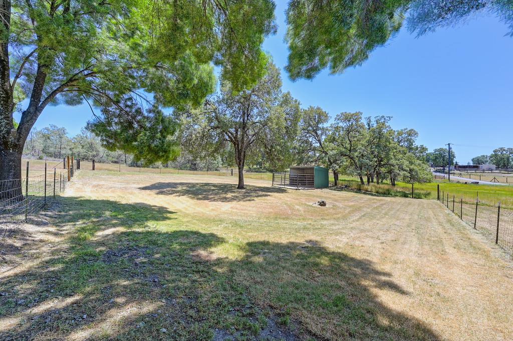 Detail Gallery Image 32 of 44 For 2120 Lovejoy Ln, Cool,  CA 95614 - 3 Beds | 2 Baths