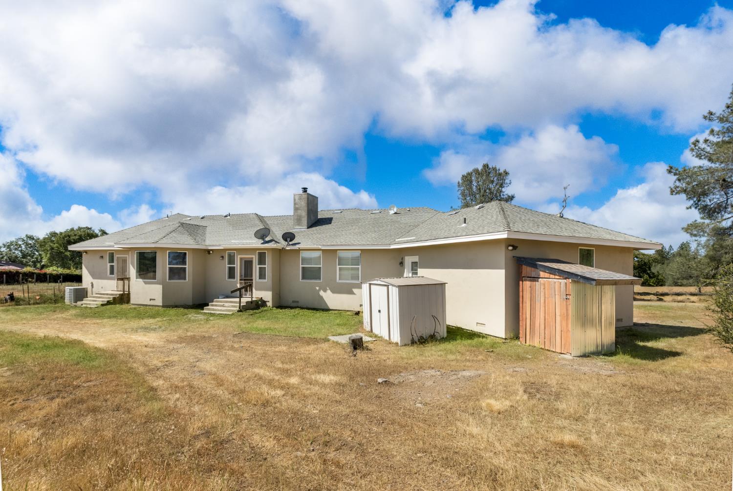 Detail Gallery Image 55 of 63 For 2570 N Mine Rd, Somerset,  CA 95684 - 5 Beds | 4 Baths
