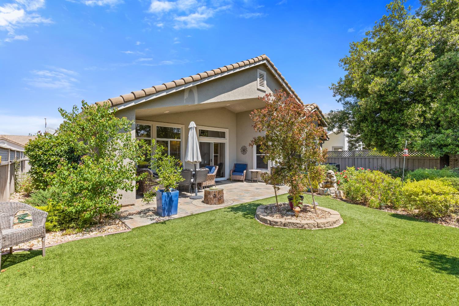 Detail Gallery Image 9 of 51 For 5449 Campcreek Loop, Roseville,  CA 95747 - 2 Beds | 2 Baths