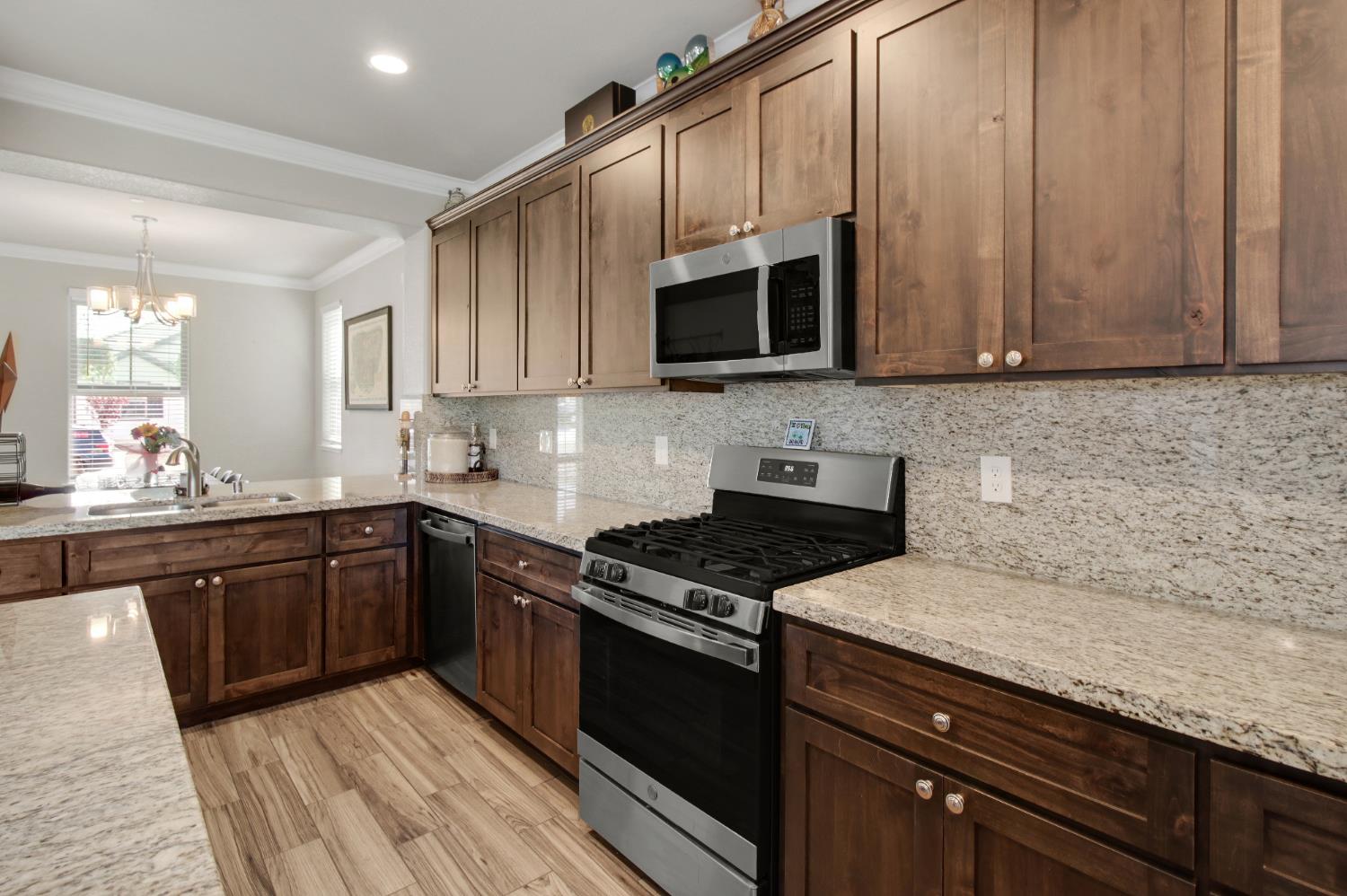 Detail Gallery Image 18 of 44 For 524 Lupine Dr, Ione,  CA 95640 - 4 Beds | 2/1 Baths