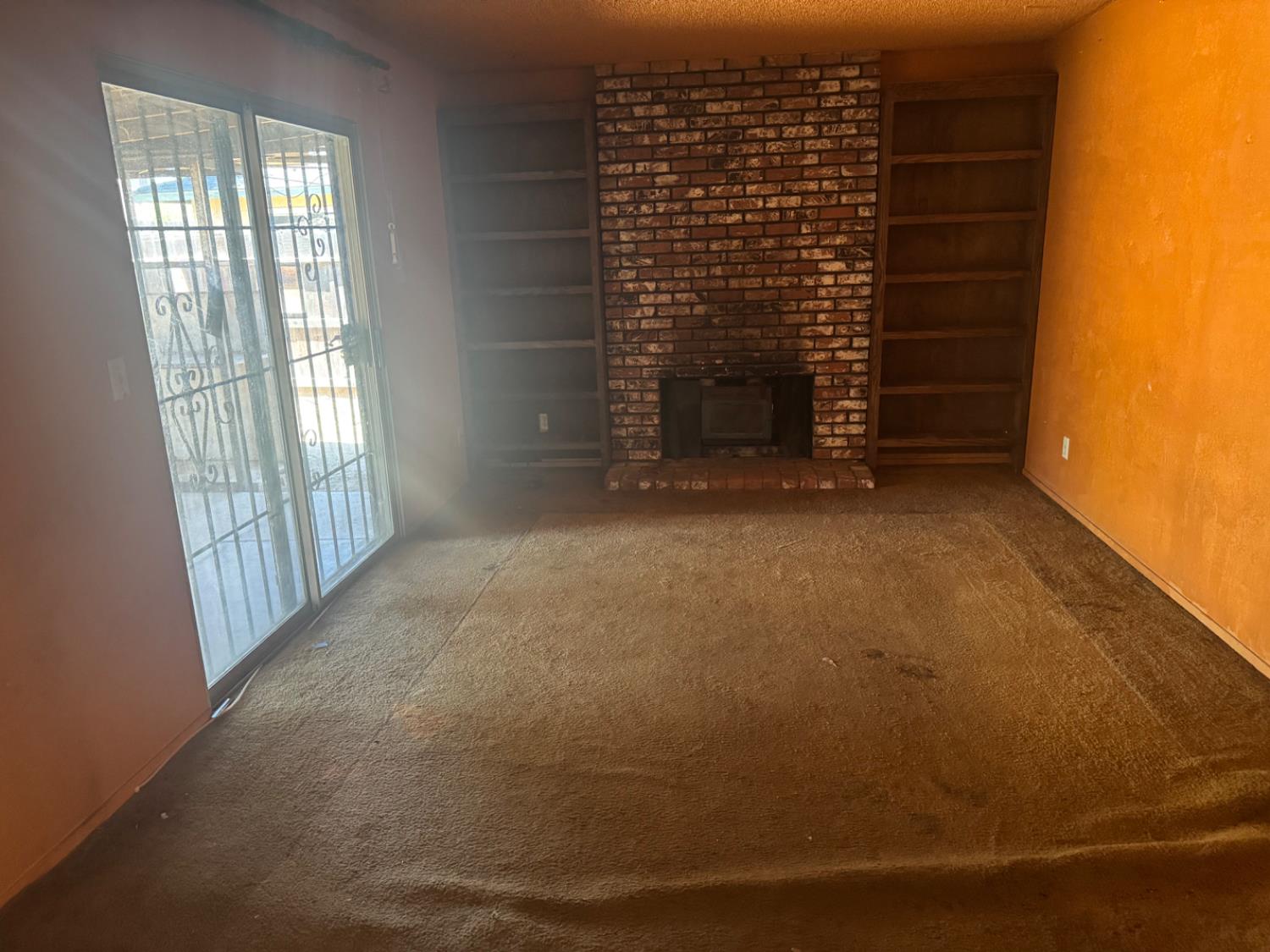 Detail Gallery Image 10 of 20 For 1212 Phillips St, Madera,  CA 93638 - 3 Beds | 2 Baths
