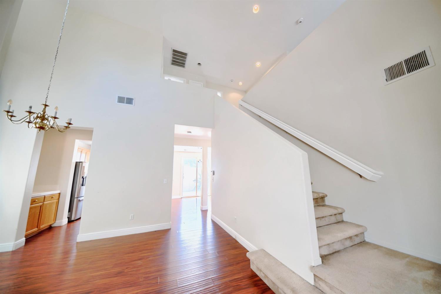 Detail Gallery Image 30 of 78 For 458 Burlington Dr, Tracy,  CA 95376 - 3 Beds | 2/1 Baths