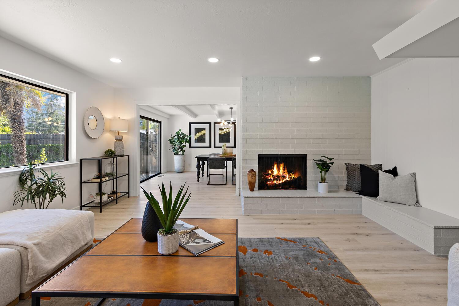 Detail Gallery Image 6 of 39 For 3300 Club Ln, Sacramento,  CA 95821 - 4 Beds | 2/1 Baths