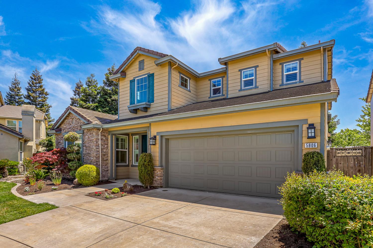 Detail Gallery Image 6 of 80 For 5806 Lagrande Way, Stockton,  CA 95219 - 4 Beds | 3 Baths