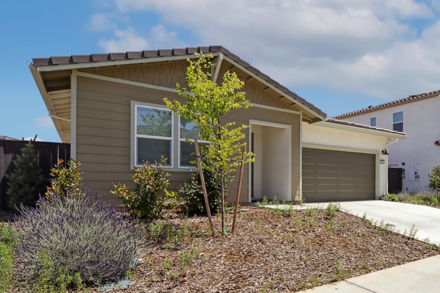Detail Gallery Image 36 of 37 For 8628 Lakha Cir, Sacramento,  CA 95828 - 4 Beds | 2 Baths