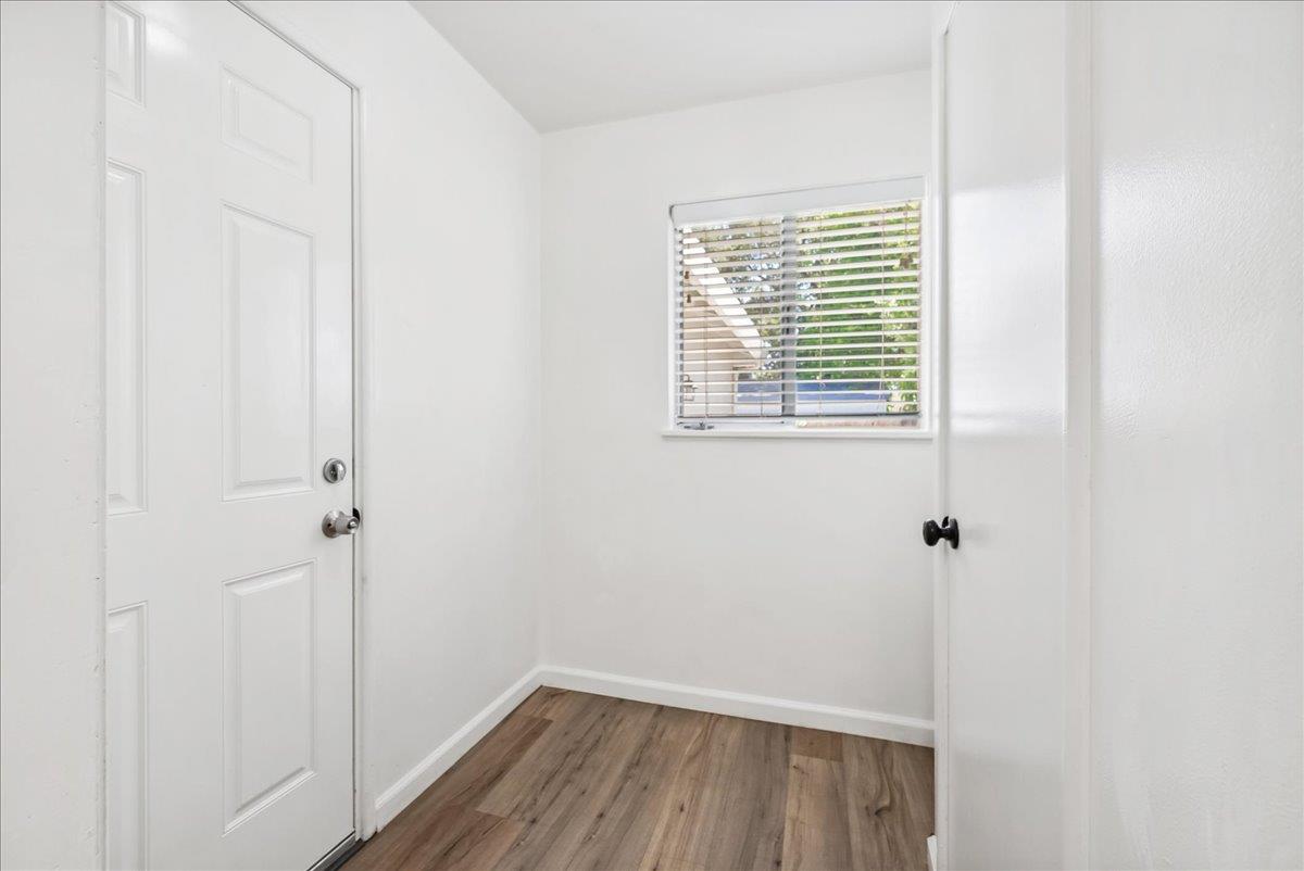 Detail Gallery Image 15 of 36 For 817 Oakland Ave, Roseville,  CA 95678 - 3 Beds | 1/1 Baths