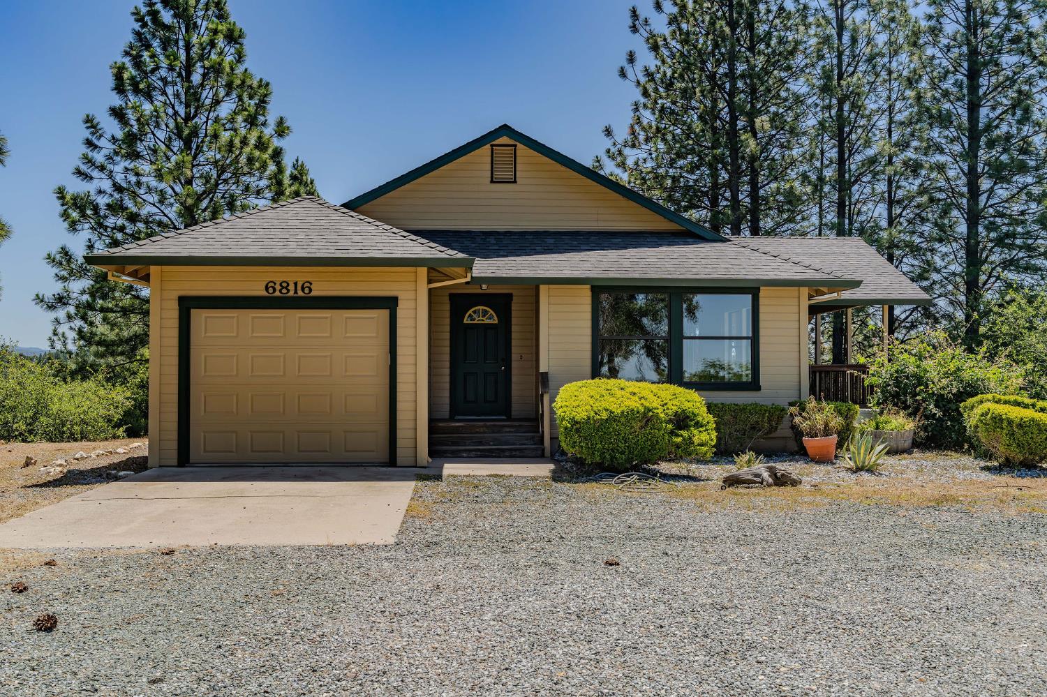 Detail Gallery Image 1 of 61 For 6816 Italian Vista Ct, Mokelumne Hill,  CA 95245 - 3 Beds | 2 Baths