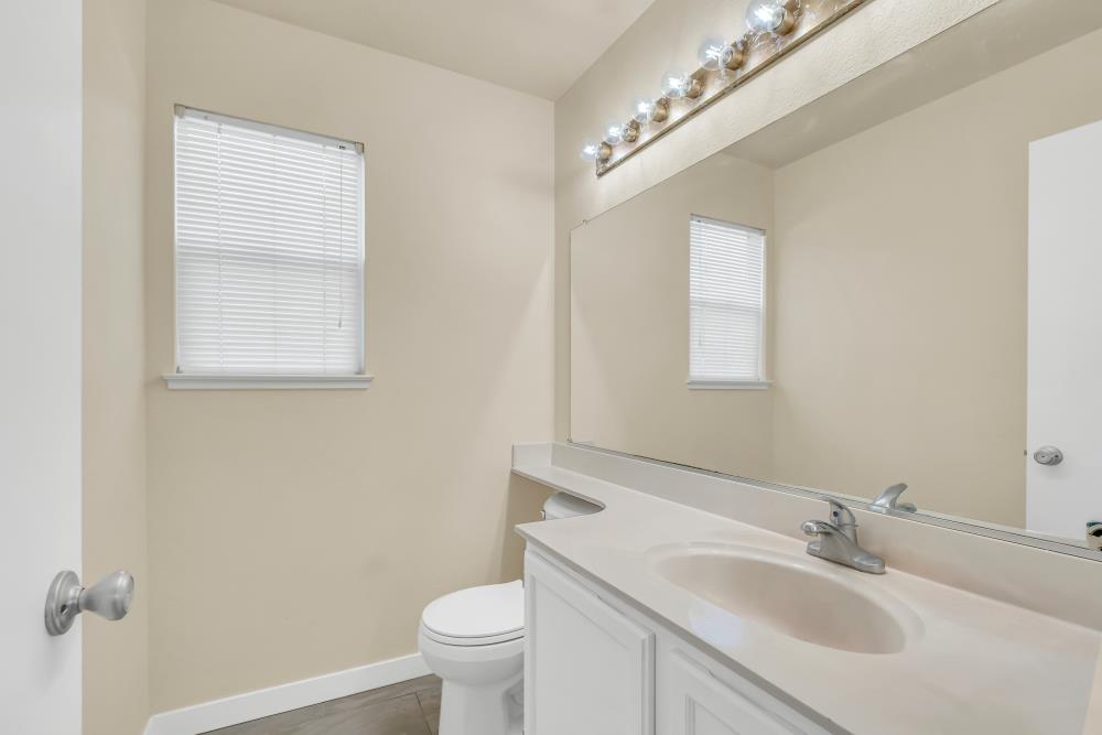 Detail Gallery Image 20 of 46 For 9004 Beryl Creek Way, Elk Grove,  CA 95758 - 3 Beds | 2/1 Baths