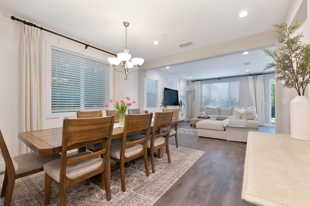 Detail Gallery Image 7 of 52 For 4432 Juneberry Dr, Sacramento,  CA 95834 - 3 Beds | 2/1 Baths