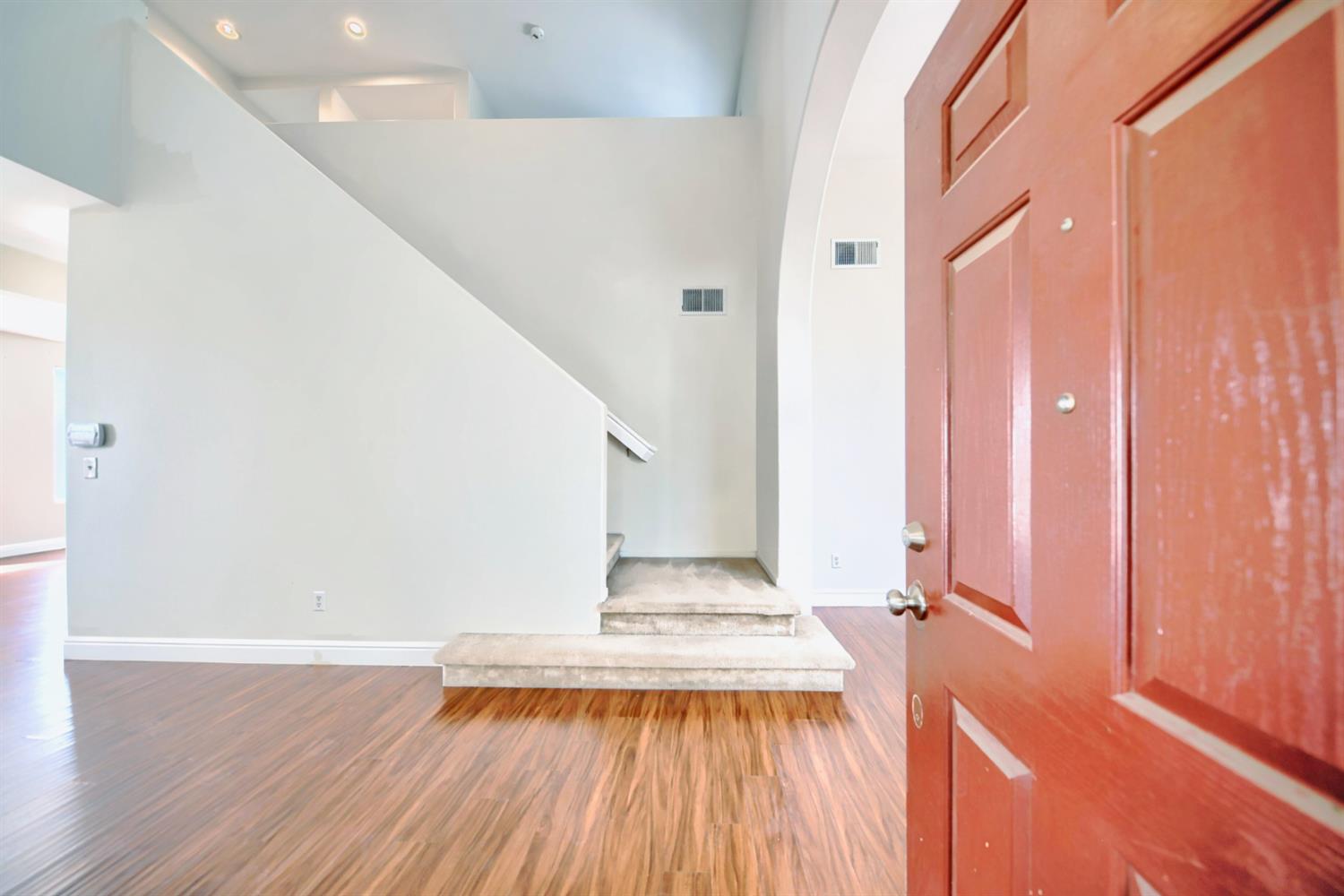 Detail Gallery Image 7 of 78 For 458 Burlington Dr, Tracy,  CA 95376 - 3 Beds | 2/1 Baths