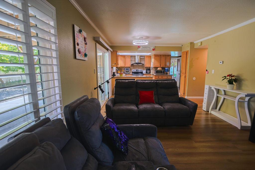 Delores Drive, Union City, California image 11