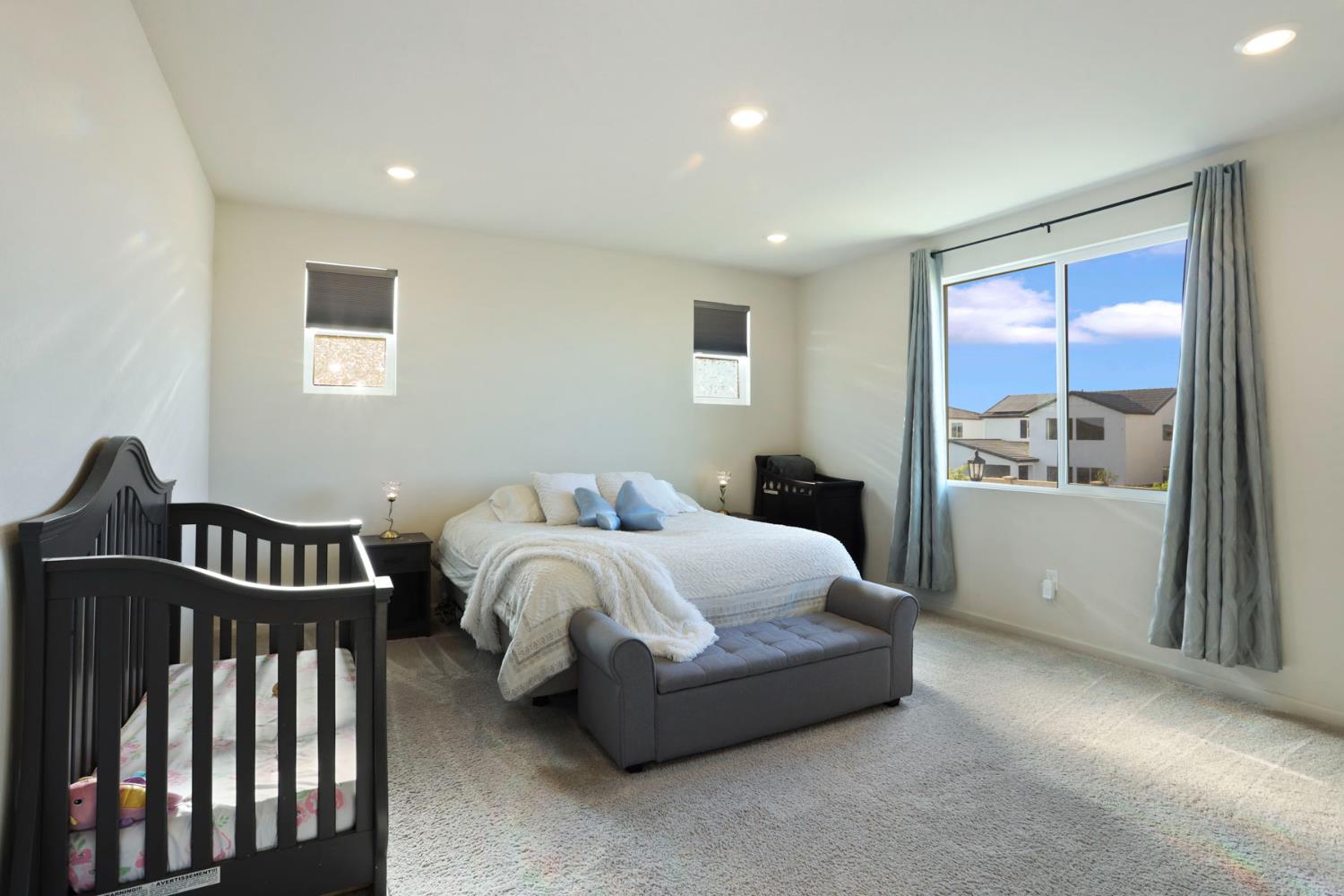 Detail Gallery Image 30 of 64 For 6925 Foraker Dr, Stockton,  CA 95219 - 5 Beds | 3/1 Baths