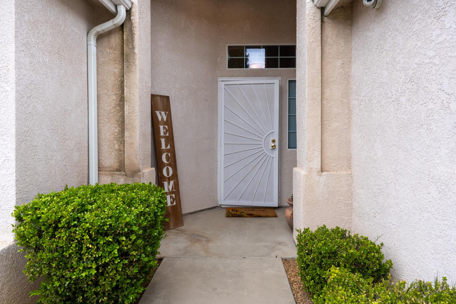 Detail Gallery Image 12 of 47 For 2200 Hanson Ave, Clovis,  CA 93611 - 3 Beds | 2 Baths
