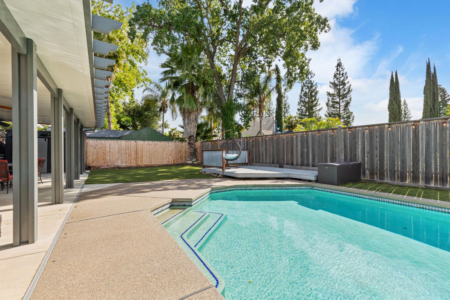 Detail Gallery Image 47 of 70 For 3201 Kaiser Way, Carmichael,  CA 95608 - 4 Beds | 3 Baths