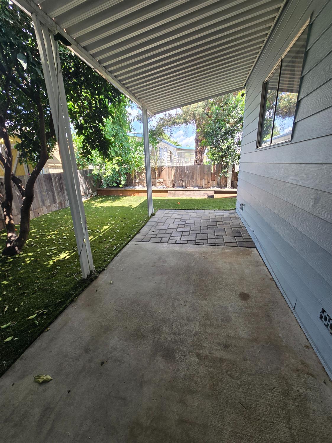 Detail Gallery Image 13 of 43 For 94 Bentley Ave, Sacramento,  CA 95823 - 3 Beds | 2 Baths