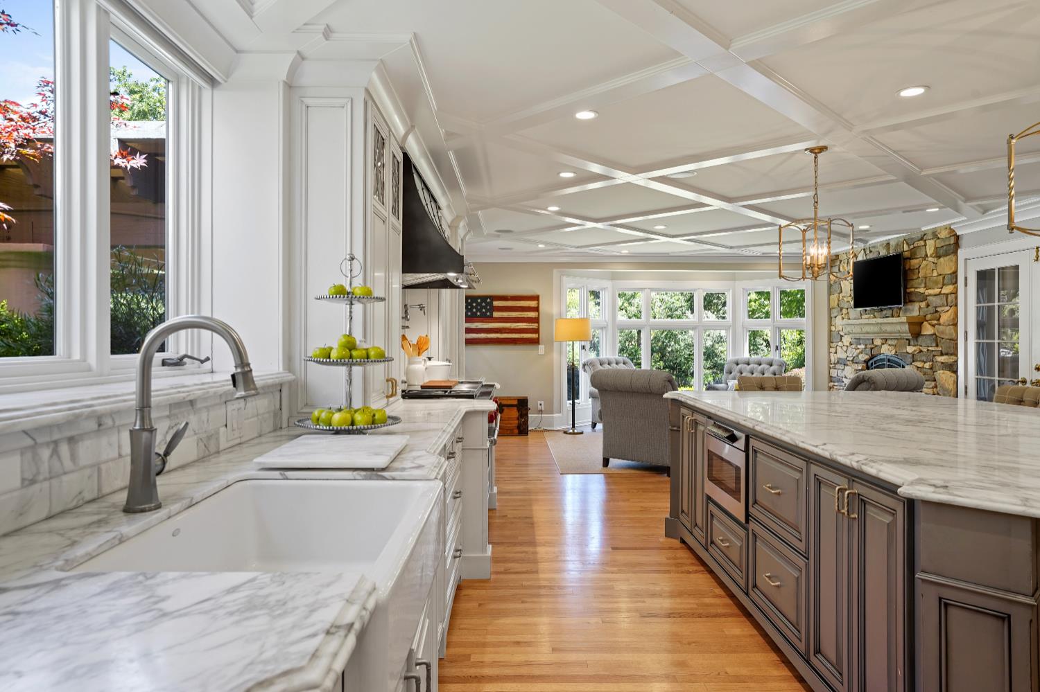 Detail Gallery Image 14 of 89 For 510 Knightsbridge Ln, Sacramento,  CA 95864 - 6 Beds | 4/1 Baths