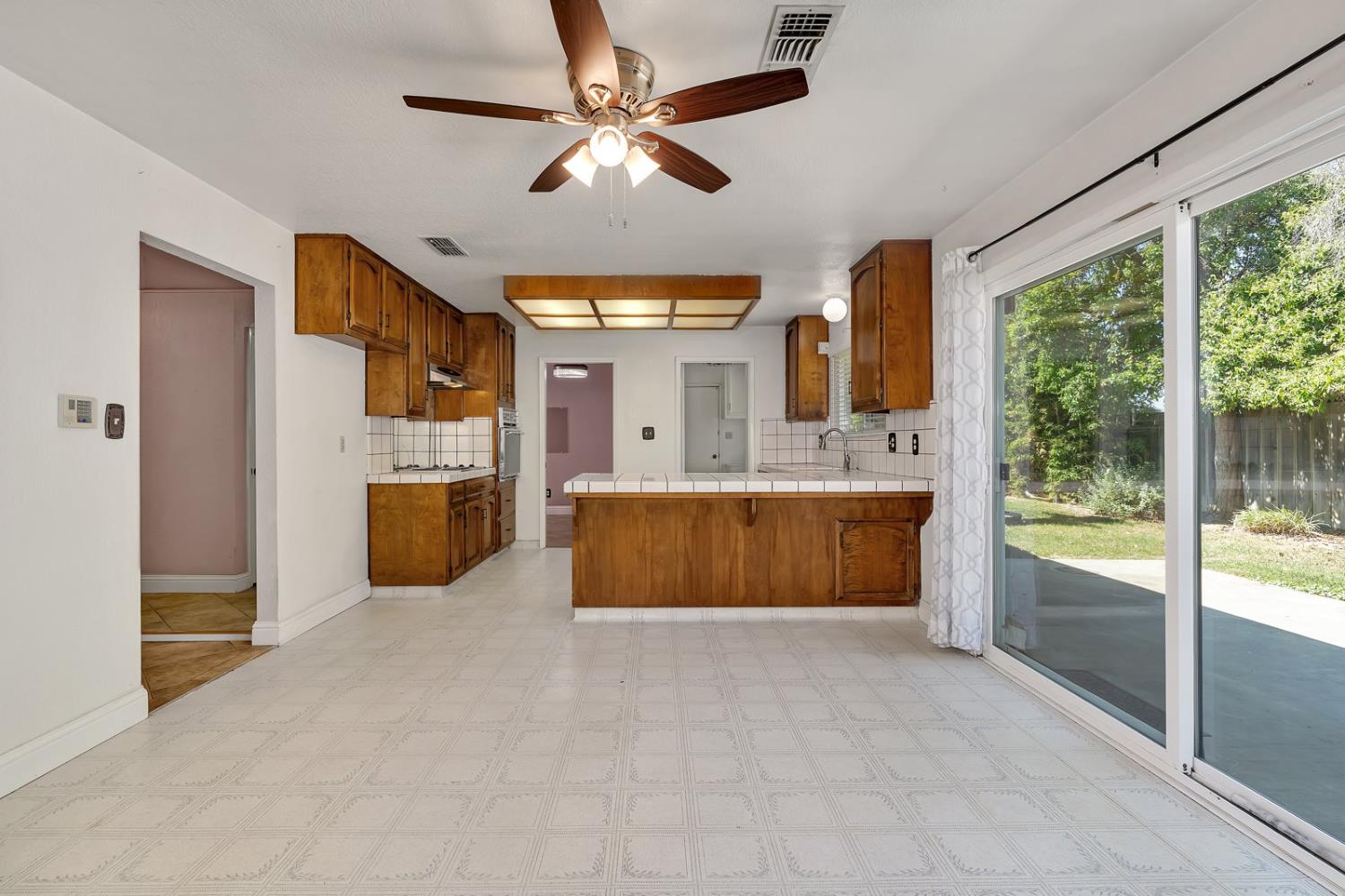Detail Gallery Image 23 of 44 For 373 Foxmeadow Way, Los Banos,  CA 93635 - 4 Beds | 2 Baths