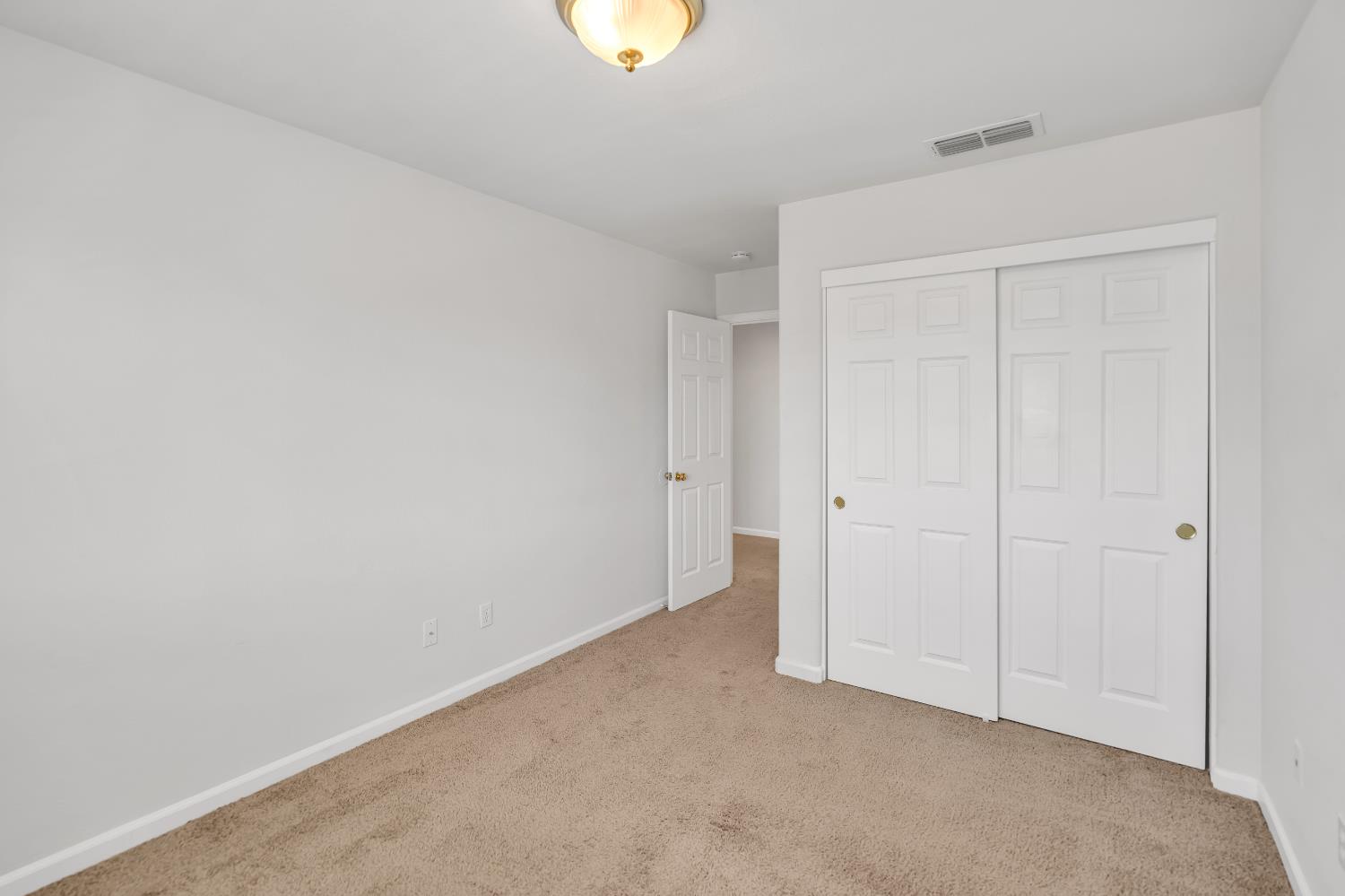 Detail Gallery Image 22 of 39 For 5342 Alvoca Way, Sacramento,  CA 95835 - 5 Beds | 3 Baths