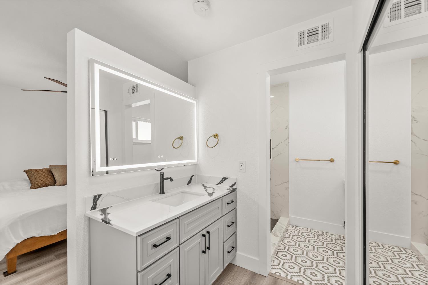 Detail Gallery Image 21 of 33 For 6840 Kettering Cir, Fair Oaks,  CA 95628 - 3 Beds | 2 Baths