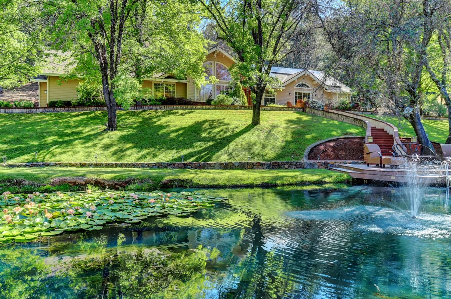 Detail Gallery Image 65 of 99 For 16949 Round Valley Cir, Grass Valley,  CA 95949 - 3 Beds | 2/1 Baths