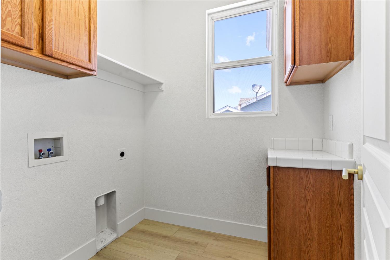 Detail Gallery Image 38 of 63 For 156 Bristol Way, Yuba City,  CA 95993 - 5 Beds | 2/1 Baths