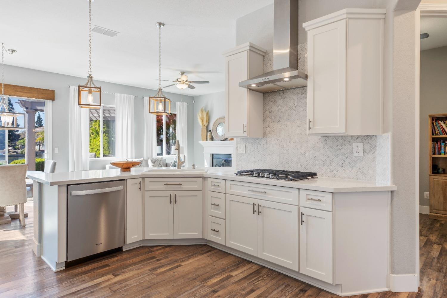 Detail Gallery Image 18 of 43 For 9238 Cape May Ct, Elk Grove,  CA 95758 - 4 Beds | 2 Baths