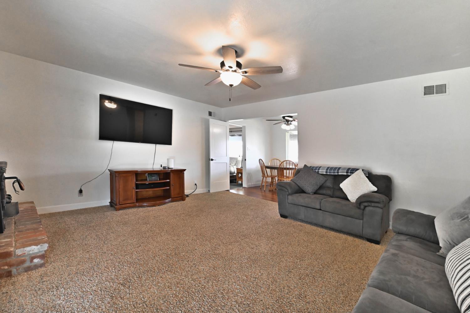 Detail Gallery Image 9 of 67 For 464 San Joaquin St, Angels Camp,  CA 95222 - 4 Beds | 2 Baths